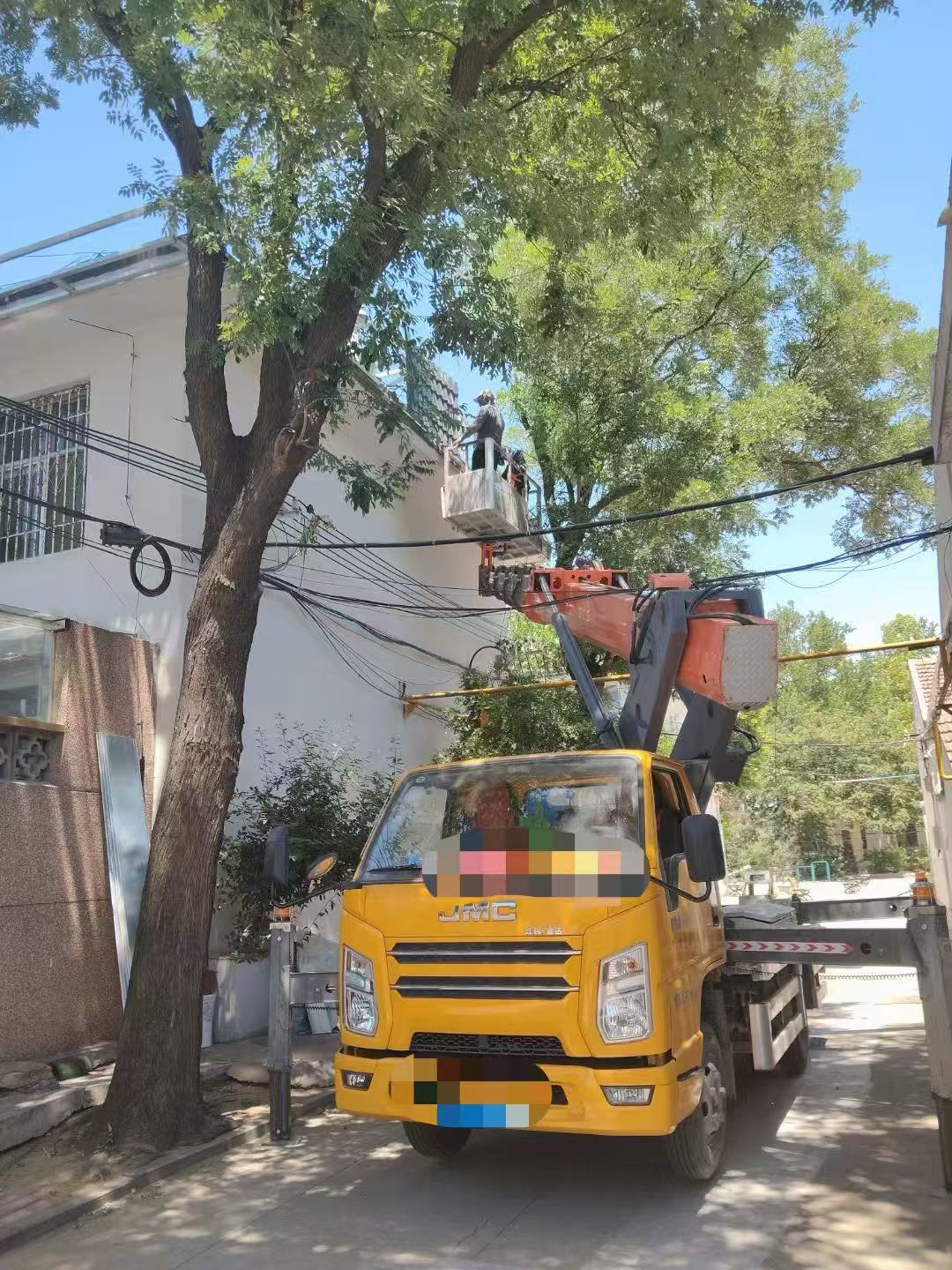 高明区高空作业车能吊装重物吗？最大承载多少公斤？